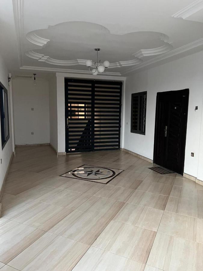 Baffour Apartments Adiebaba Luaran gambar