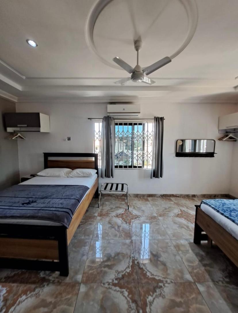 Baffour Apartments Adiebaba Luaran gambar
